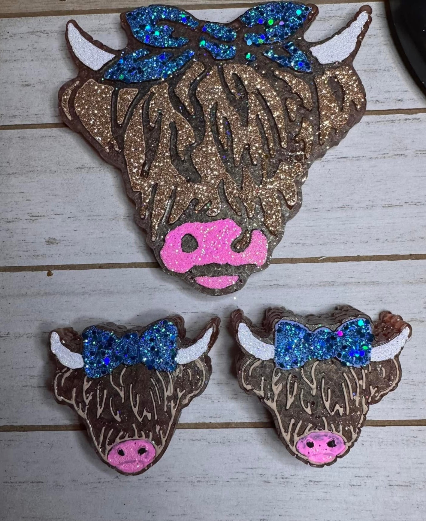 Single Bow Highlander Hanging Freshie & Vent Clips